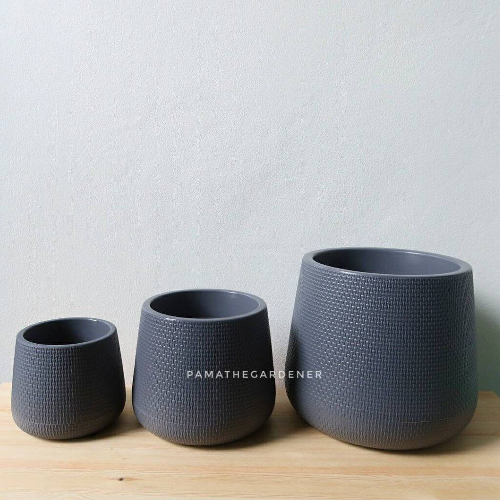 กระถางมินิมอล มีจานรองในตัว กระถาง kuppa กระถางเบลล่า กระถางโมเดิร์น