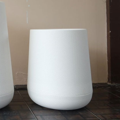 กระถางมินิมอล  (Minimal) มีจานรองในตัว  กระถางเบลล่า ขนาดใหญ่ มี 3 ทรง สีขาว